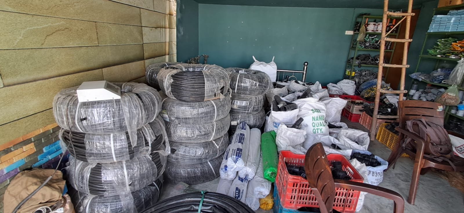 b798cfd2-f1bb-42a3-a707-37c9e78d7b20